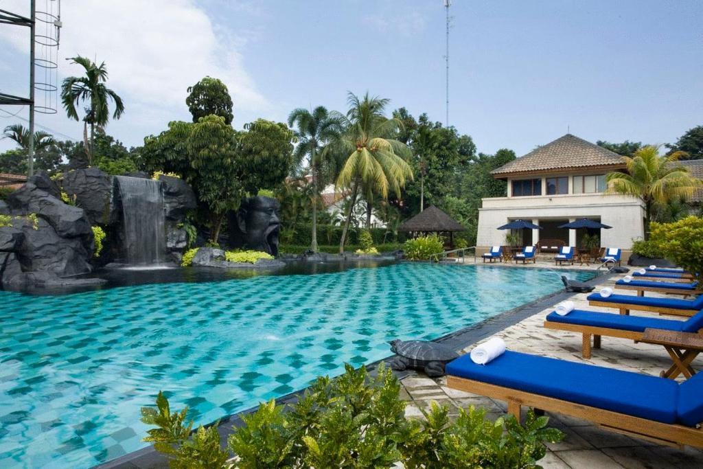 Country Woods Jakarta Aparthotel Cilandak  Exteriör bild